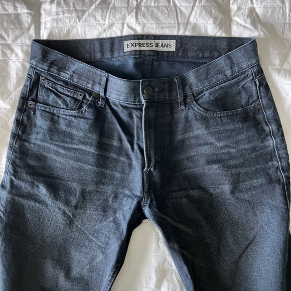 Lightly worn Express Dark Wash Kingston Bootcut Classic Fit Men’s Jeans 32x30 - Picture 5 of 5